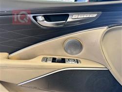 كيا K900